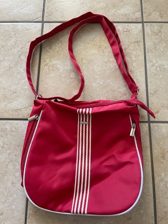 Tasche rot, Marke Multiblu, guter Zustand