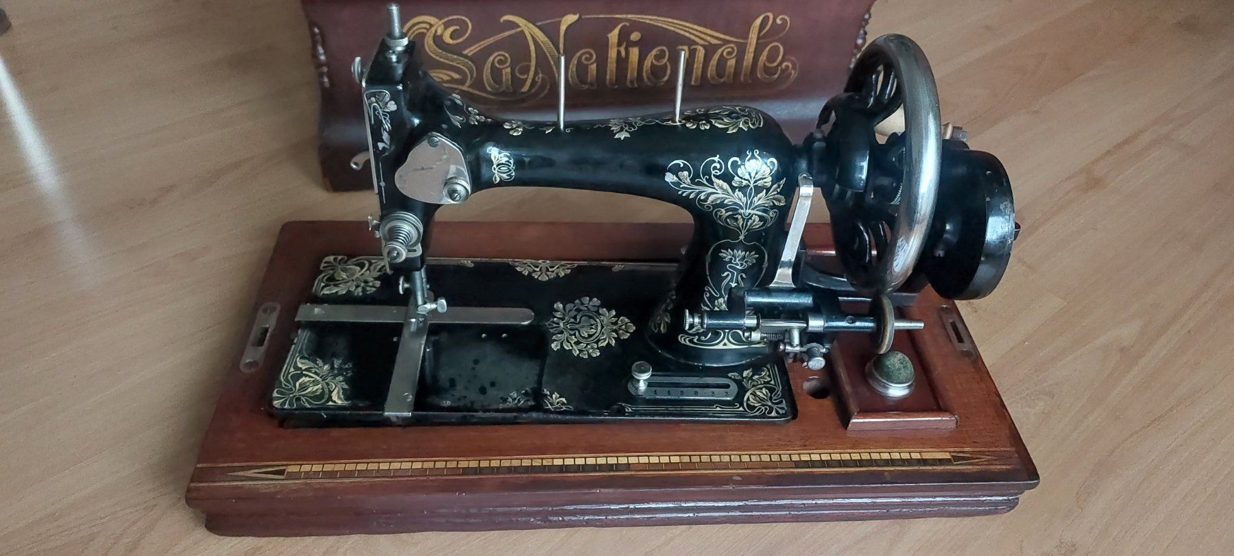 Macchine da cucire: Très rare machine à coudre 1890 / 1900 ?? – Usato da Rolle venduto da mro_5nyk 9