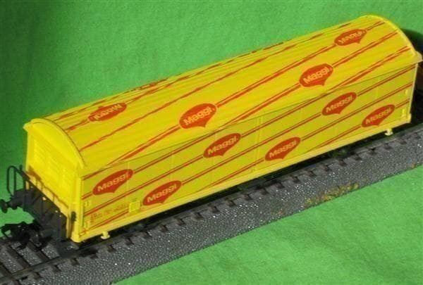 Modellini di ferrovie: SBB Schiebewand Maggi Märklin 4835 kkd** – Usato da Winterthur venduto da Ricardo211