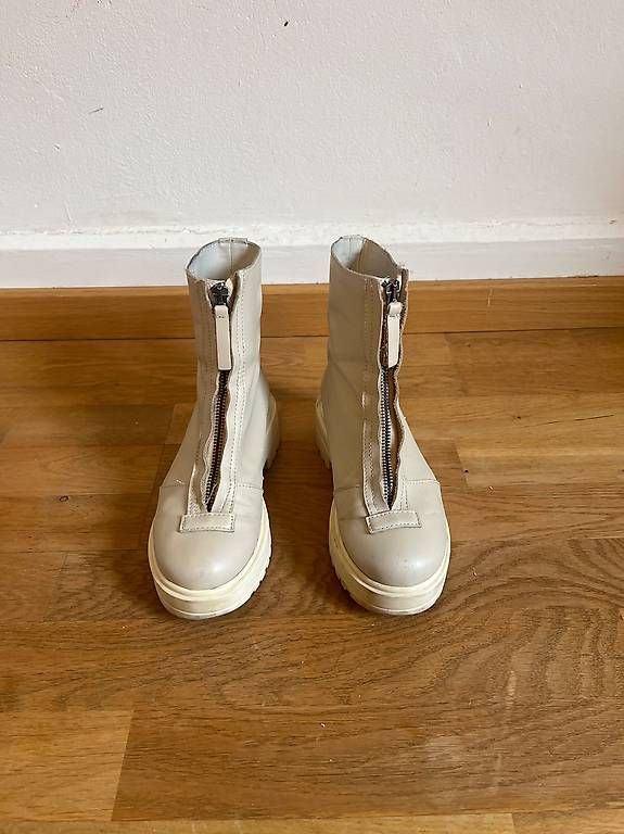 Damenschuhe: Boots – Gebraucht aus Luzern von zarahnus 1