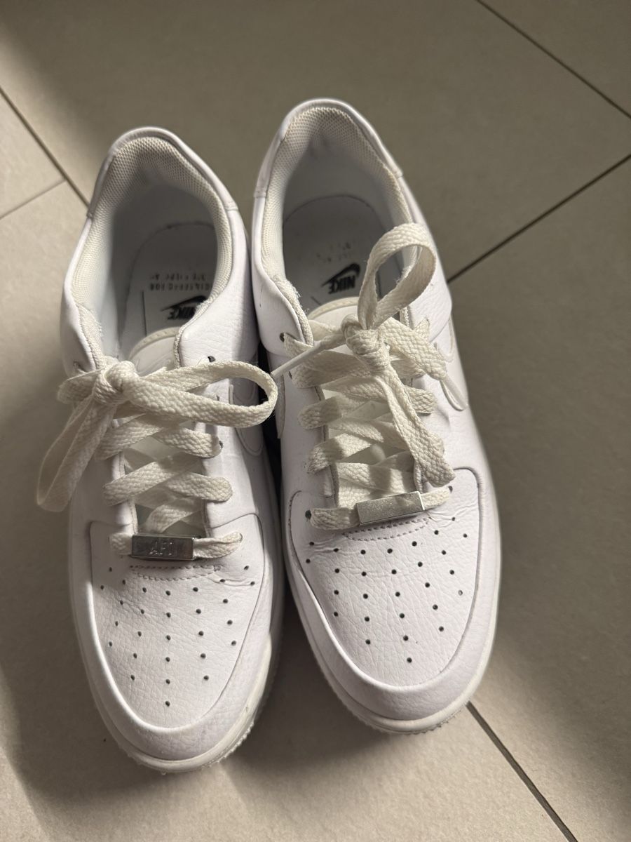 Nike Damenschuhe: Sneaker, Nike, Schuhe, Plateau – Neu (gemäss Beschreibung) aus Liestal von jorge0000 1