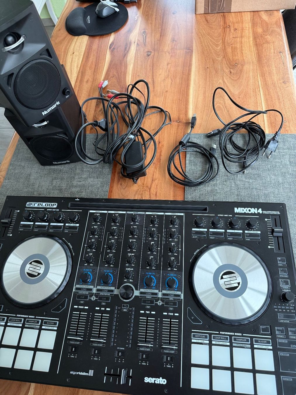 Pioneer Console di mixaggio: DJ CONTROLLER RELOOP – Usato da Oberdorf SO venduto da misijael 2
