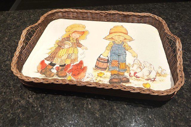 Plateaux: +  SaRaH KaY  +          SeRvieRtabLeT – D'occasion à Winkel par zeho