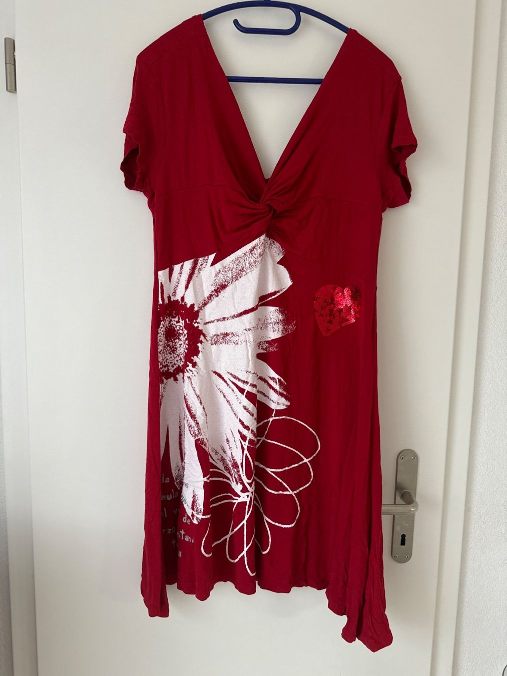 Desigual Vestiti: Desigual Kleid Gr XL rot – Usato da Gelterkinden venduto da Biene8