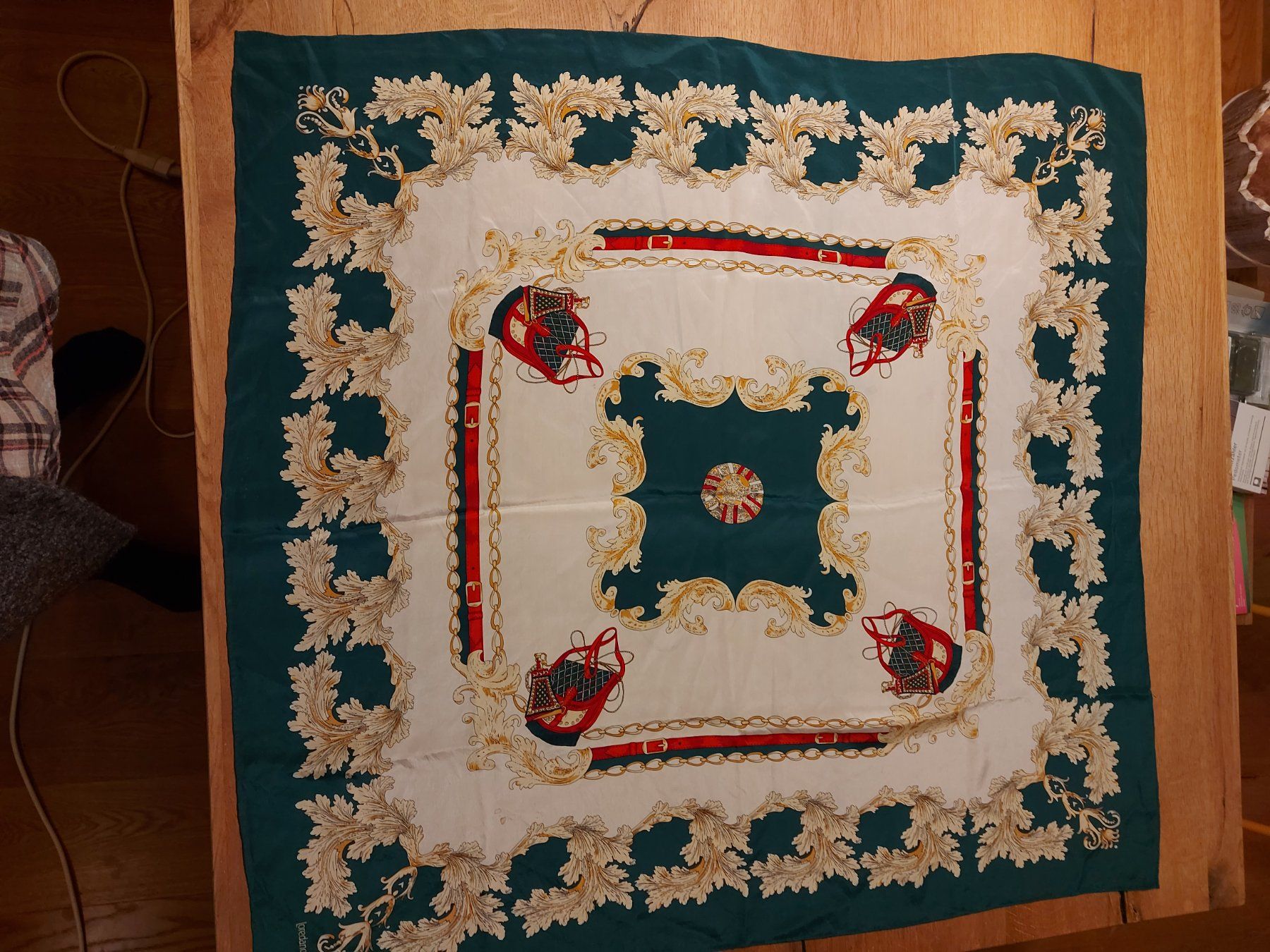 Foulard & Sciarpe: Loredano Tuch - Vintage - wahrscheinlich Seide – Usato da Schlieren venduto da Svenja7 1