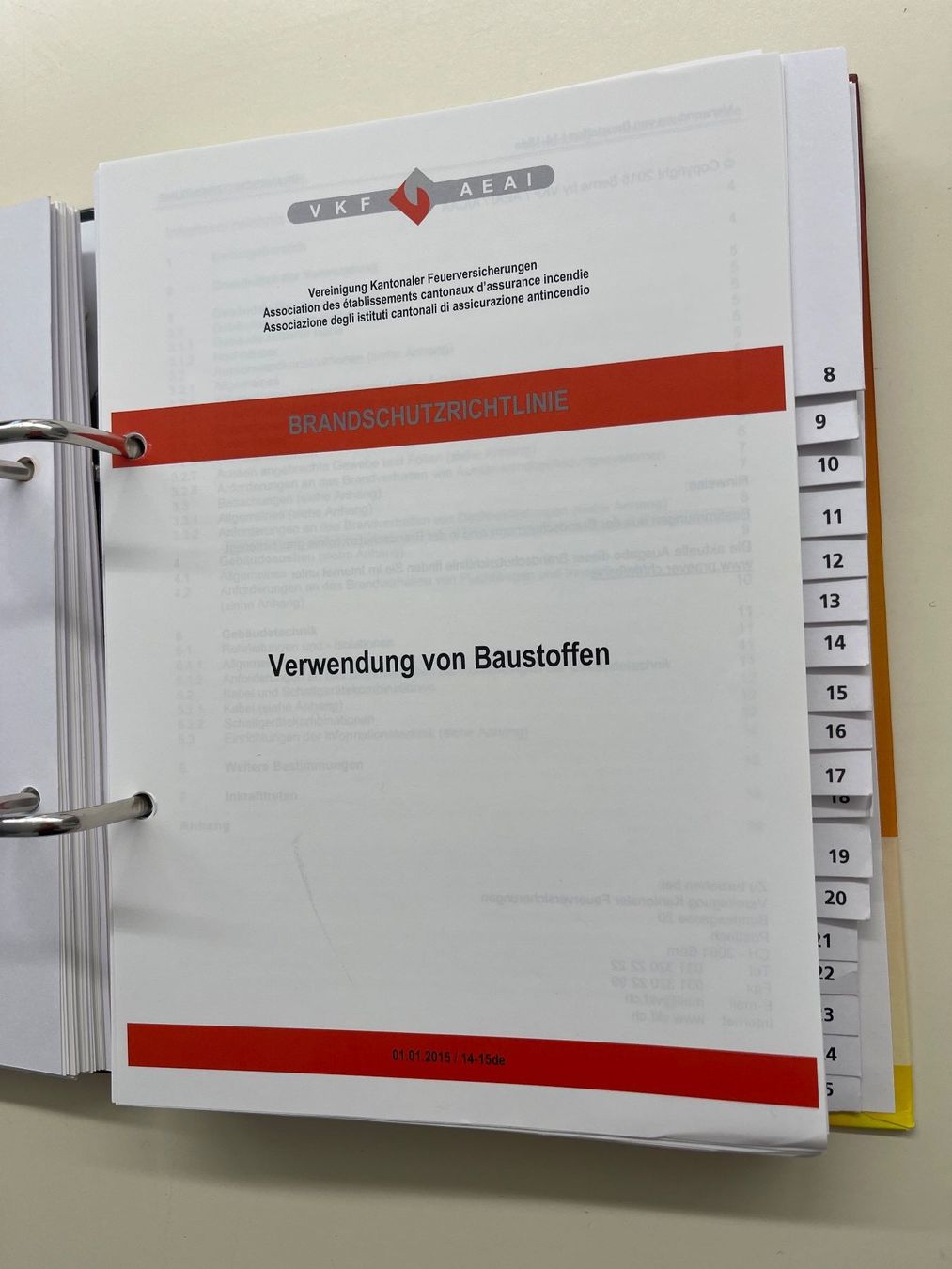 Raccoglitori: Brandschutzvorschriften VKF 2015 – Usato da Matzingen venduto da carola71 3