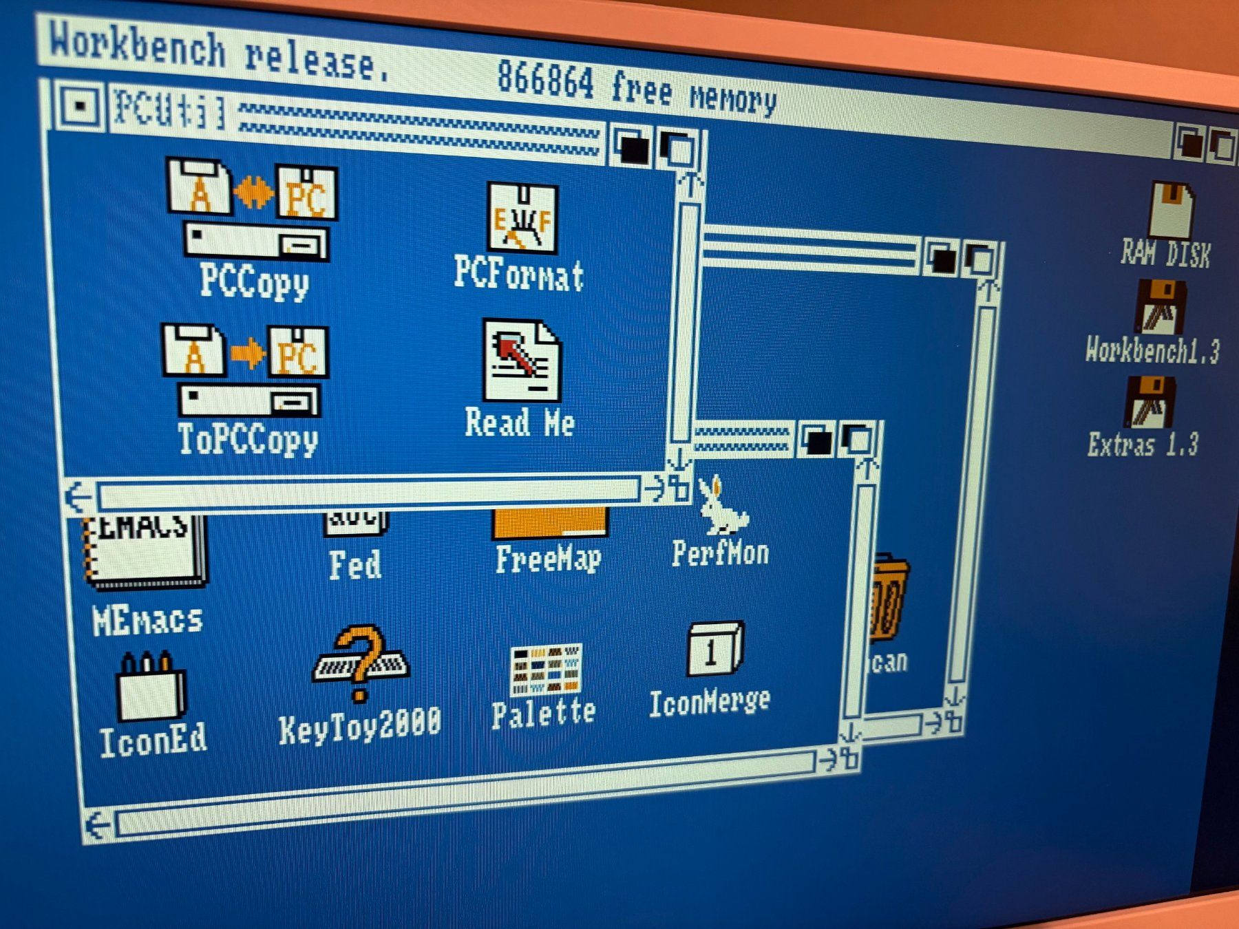 Commodore Software: Commodore Amiga Workbench 1.33 version 34.34 – Usato da Bettingen venduto da rau_5bfh 1