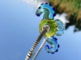 GLAS BEAD SEEPFERDCHEN Charm  kompatibel mit Pandora