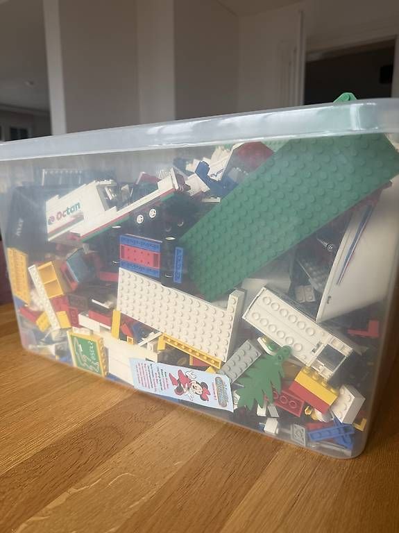 Spielzeuge: LEGO Kiste 7kg – Gebraucht aus St. Gallen von barbbrun 1