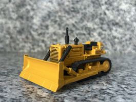 Caterpillar D6