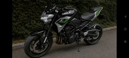 Motorrad Kawasaki z900 Baujahr 2024 " A2