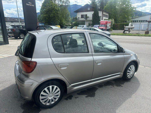 Toyota Automobili: Toyota Yaris 1.5 TS – Usato da Oberriet SG venduto da jeepv8 3