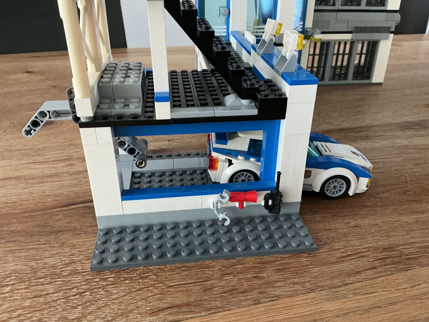 Lego Spielzeuge: Lego City Polizeistation 60141 – Gebraucht aus Luzern von nie_5jwd 4