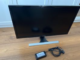 Samsung Monitor U28E590D 28 Zoll gebraucht schwarz
