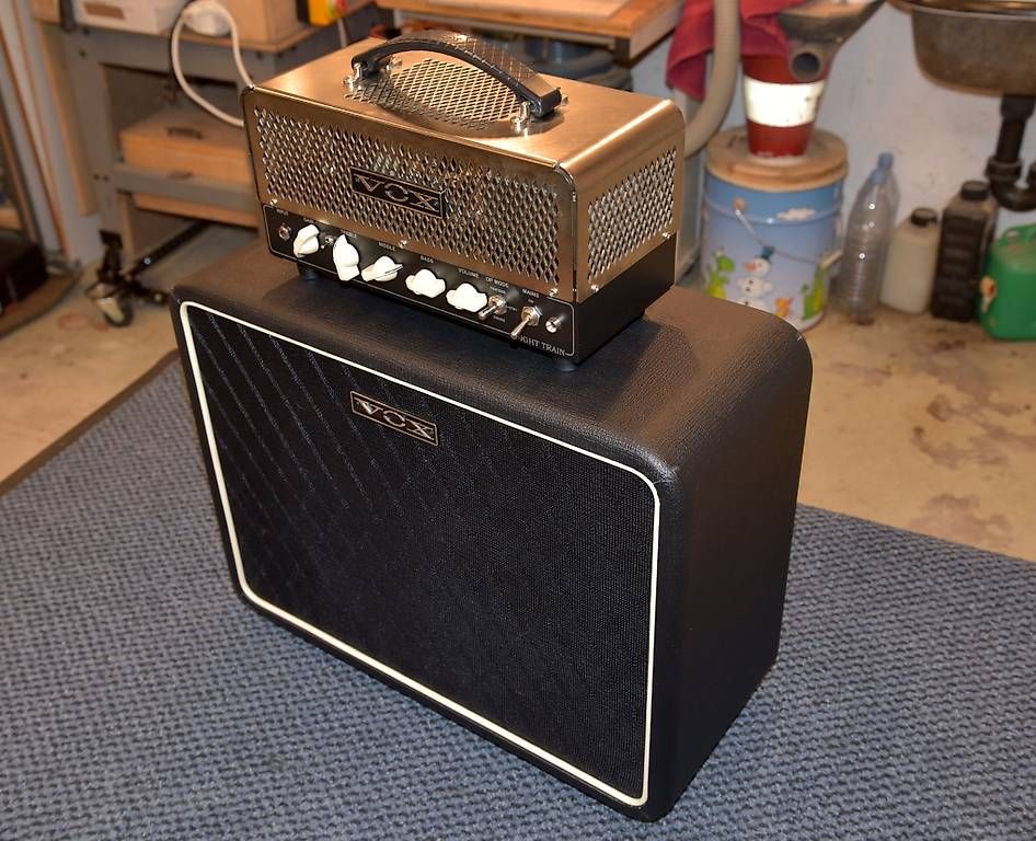 Vox Strumenti musicali: Vox Nighttrain NT15 Stack, 1 x 12" Greenback Box – Usato da Basel venduto da Bertob 4