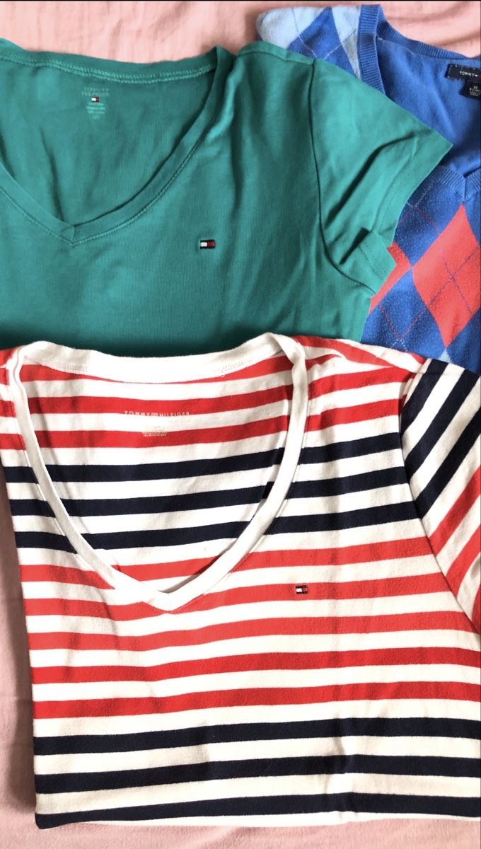 Tommy Hilfiger Kleiderpakete: Kleiderpaket Tommy Hilfiger T-Shirt Pullover Kleider Pulli – Gebraucht aus Frauenfeld von Babytimmy 2