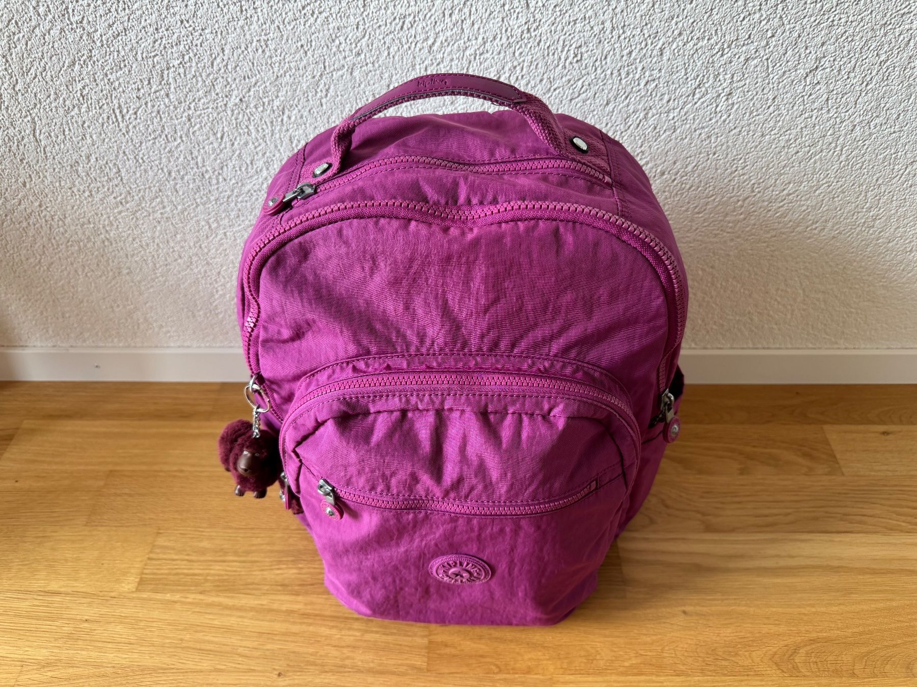 Kipling Rucksäcke: Kipling Rucksack, helles bordeauxrot – Gebraucht aus Belp von mar_d6w8 1