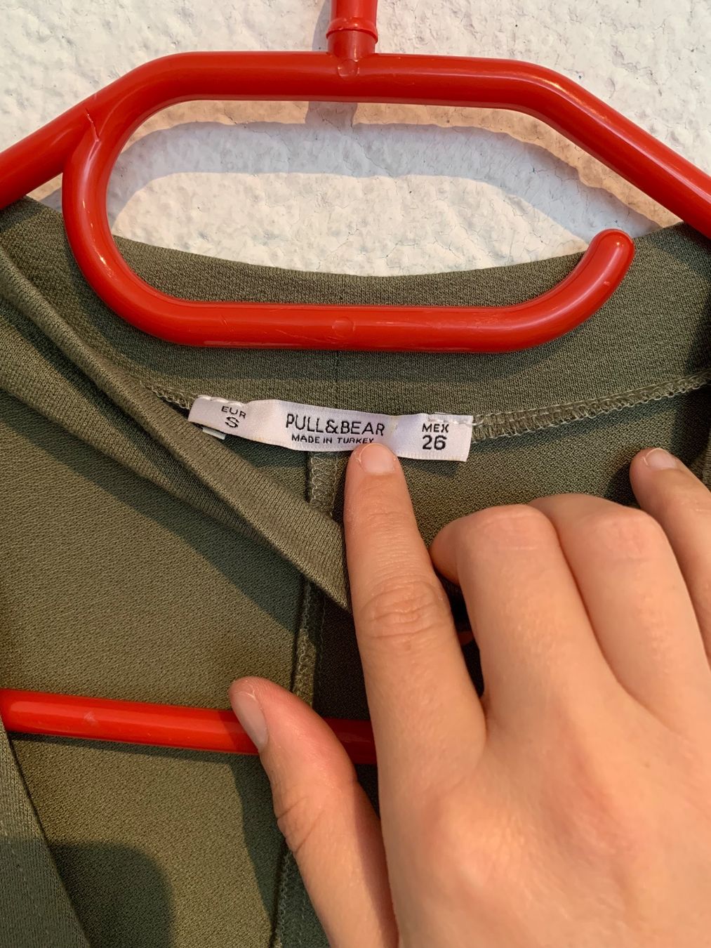 Vestiti: Pull & Bear Kleid olive olivgrün Gr. S – Usato da Fislisbach venduto da KolibriSecondhand 5