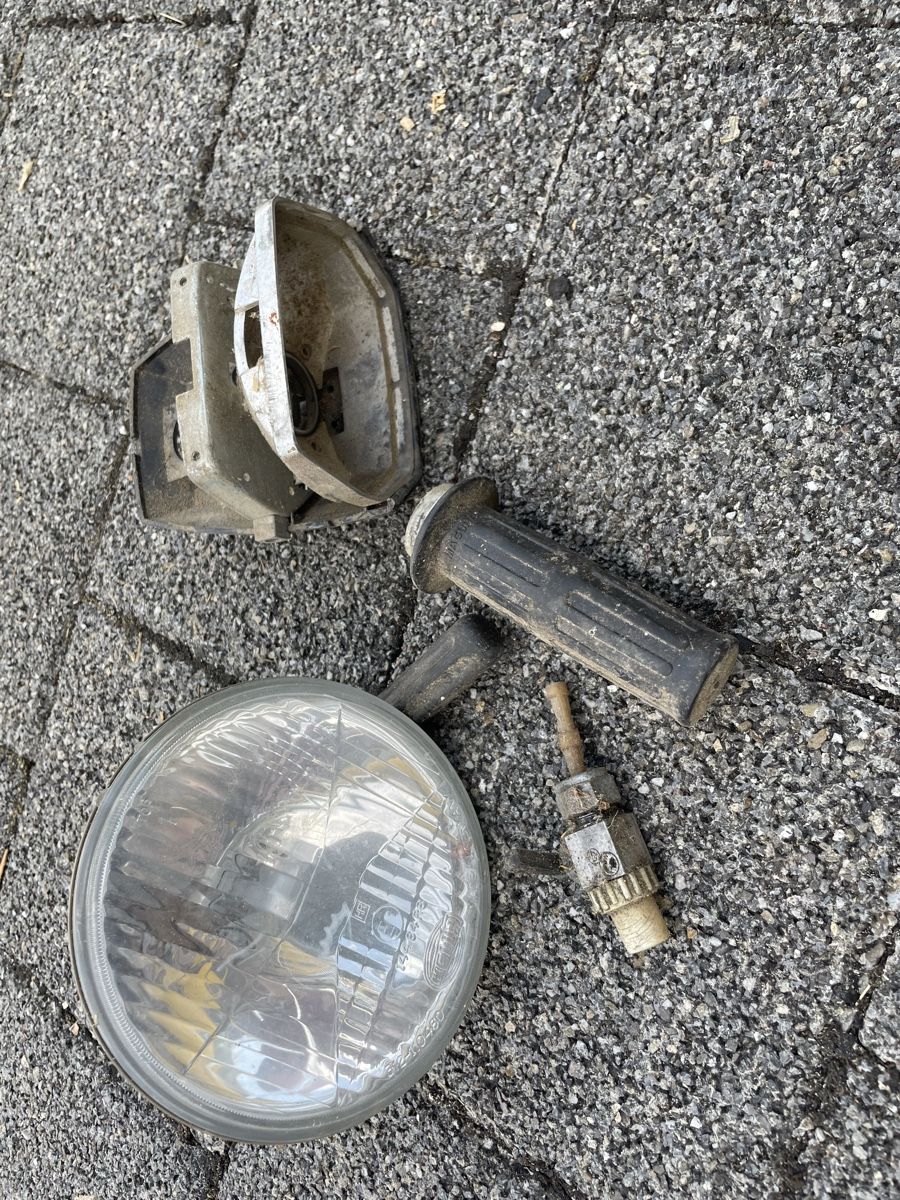 Cyclomoteurs: Zündapp Belmondo Teile – Défectueux à Sax par 17u_lq8l 2