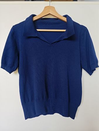 Navy Blue Polo Shirt - 100% Viscose, Size M 💙