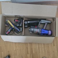 Dyson v12 NEUF