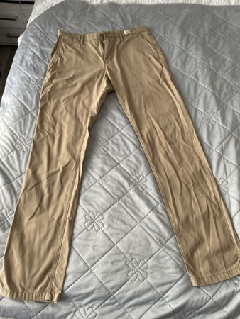 Tommy Hilfiger Chino Hose beige Grösse 33/34 neuwertig
