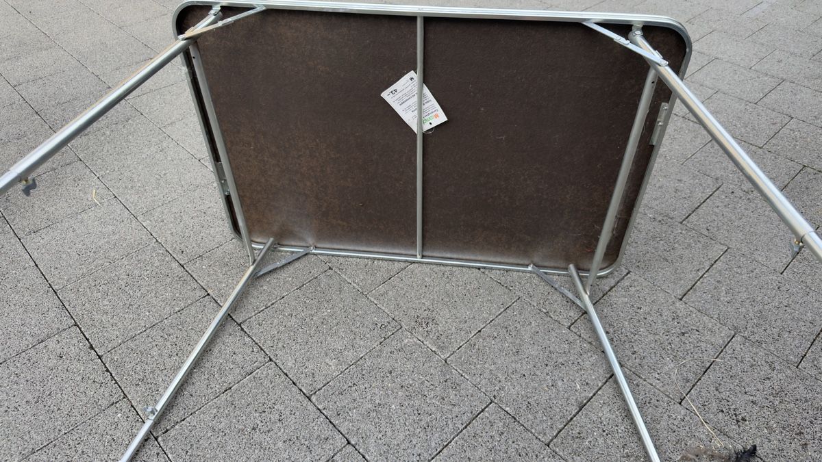 Tavoli: Campingtisch rot/ vintage – Usato da Thunstetten venduto da Specht71 4