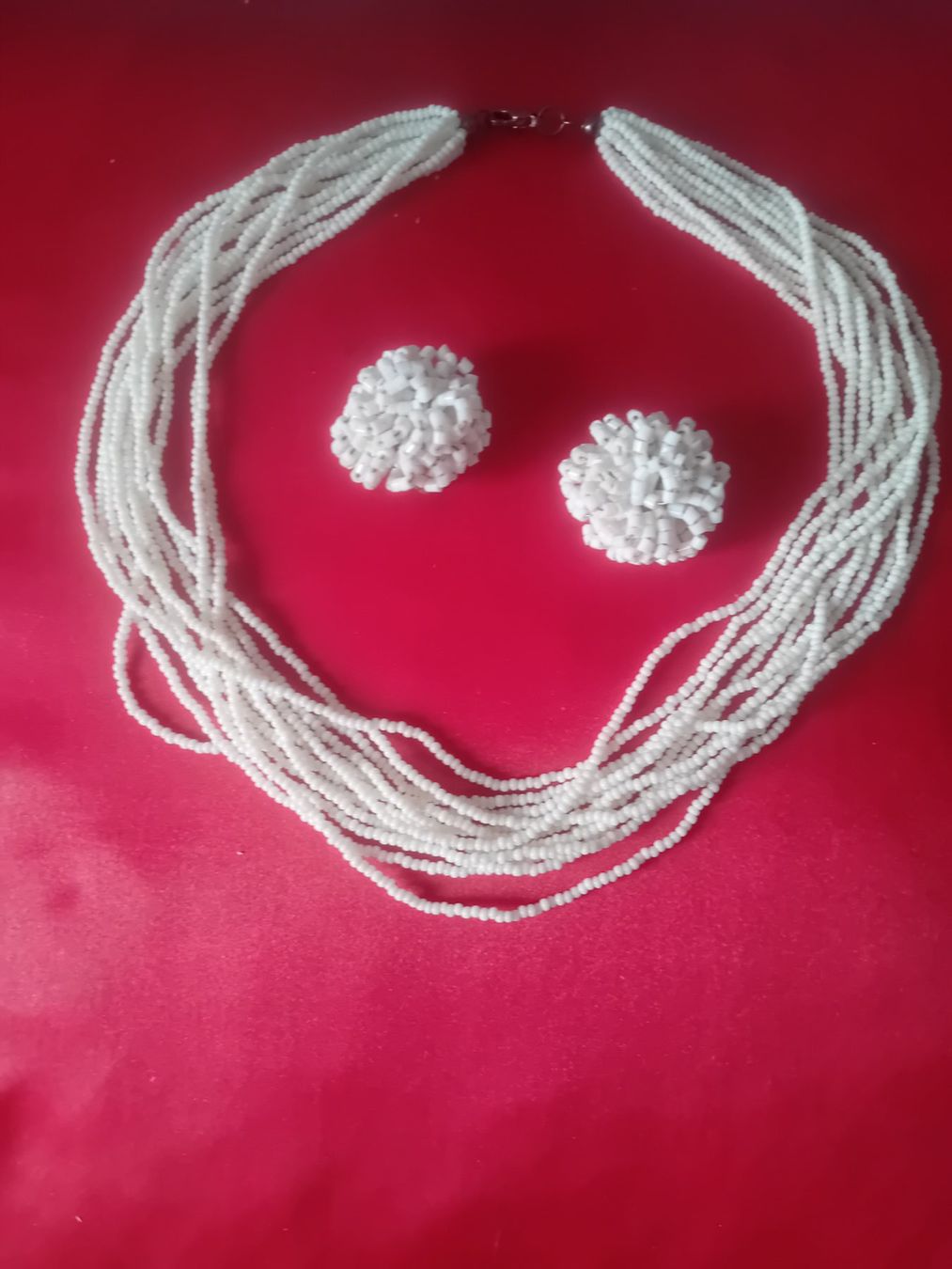 Ketten: Kette mit Ohrenclips – Gebraucht aus Allschwil von Beautyskin