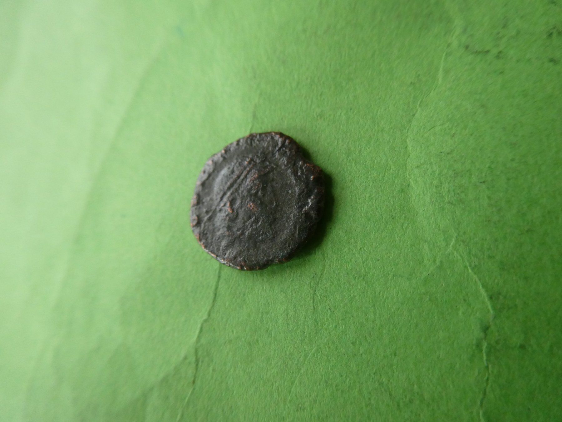 Tutti le monete: uralte  Bronzemünze 14 mm     1.52 g – Usato da Hinterforst venduto da rohusri