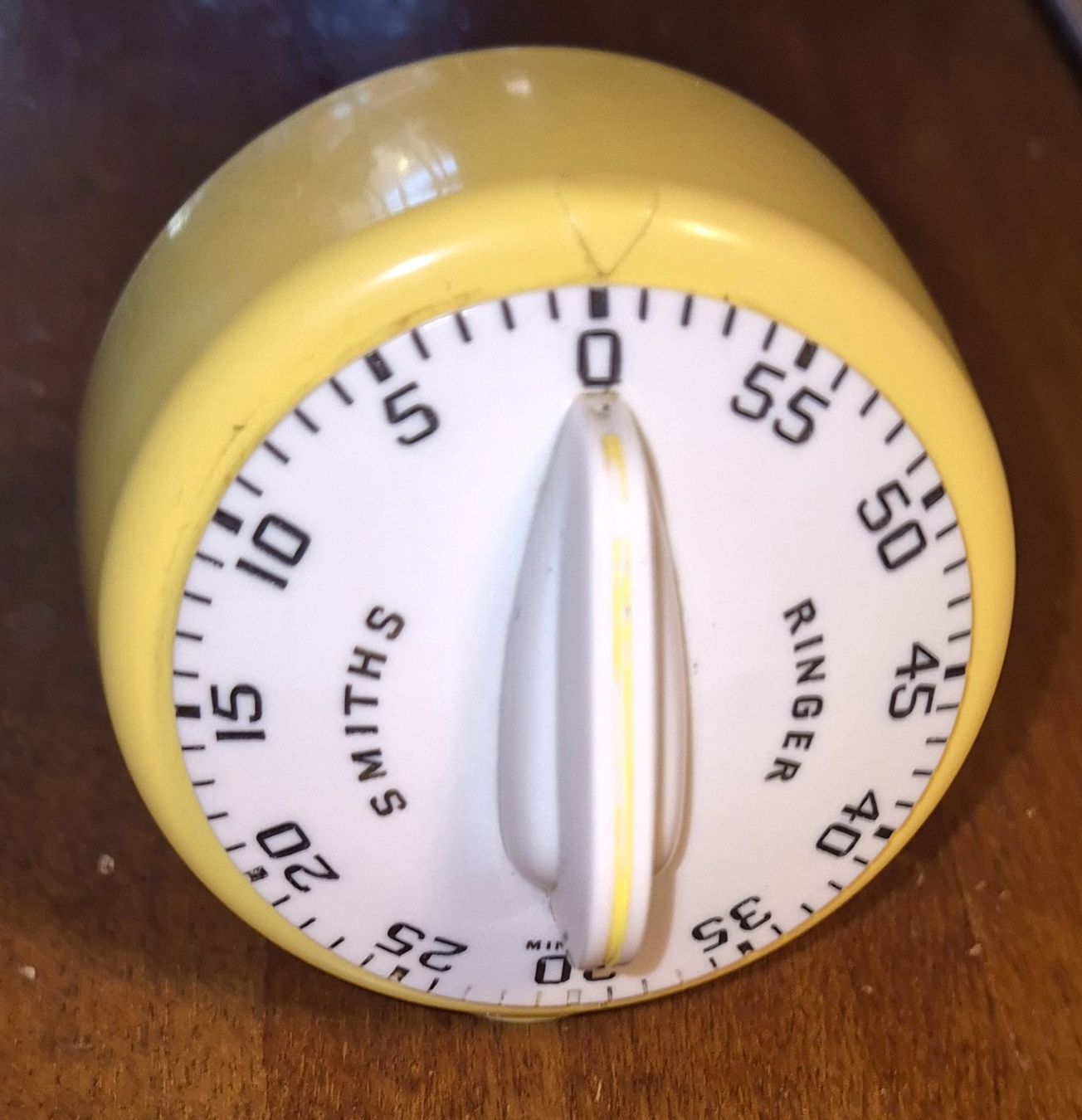 Smiths Orologi: Smiths Küchen Timer 60er Jahre gelb passend zu Rössler – Usato da Neerach venduto da SilliS