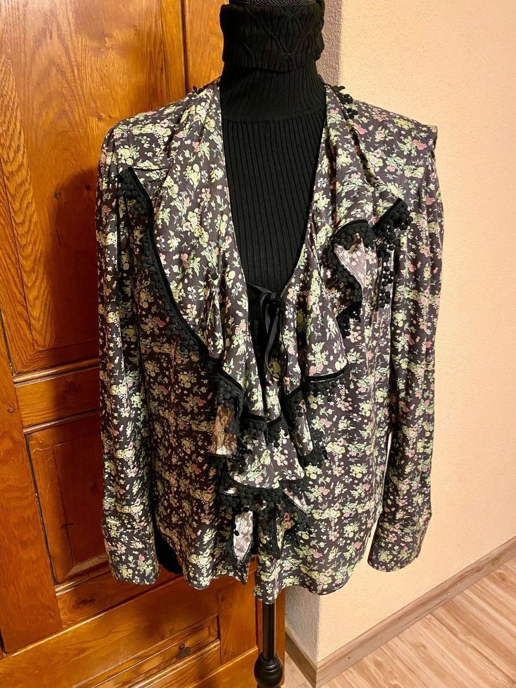 Camicette: Jolie Blouse HIGH-TECH T38 Neuve – Nuovo (secondo la descrizione) da Porrentruy venduto da SYANKA 2