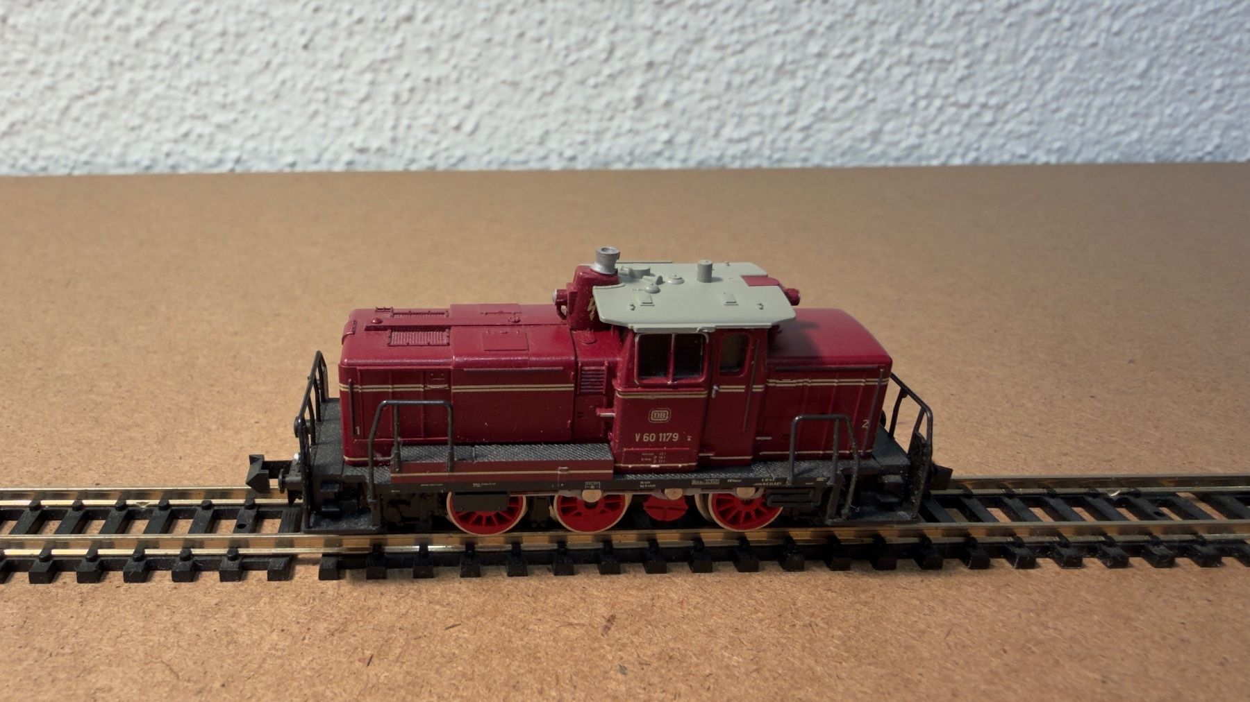 Trix Modellini di ferrovie: Minitrix Diesellok V60 DB Spur N – Usato da Schlieren venduto da rat_lq6b 1
