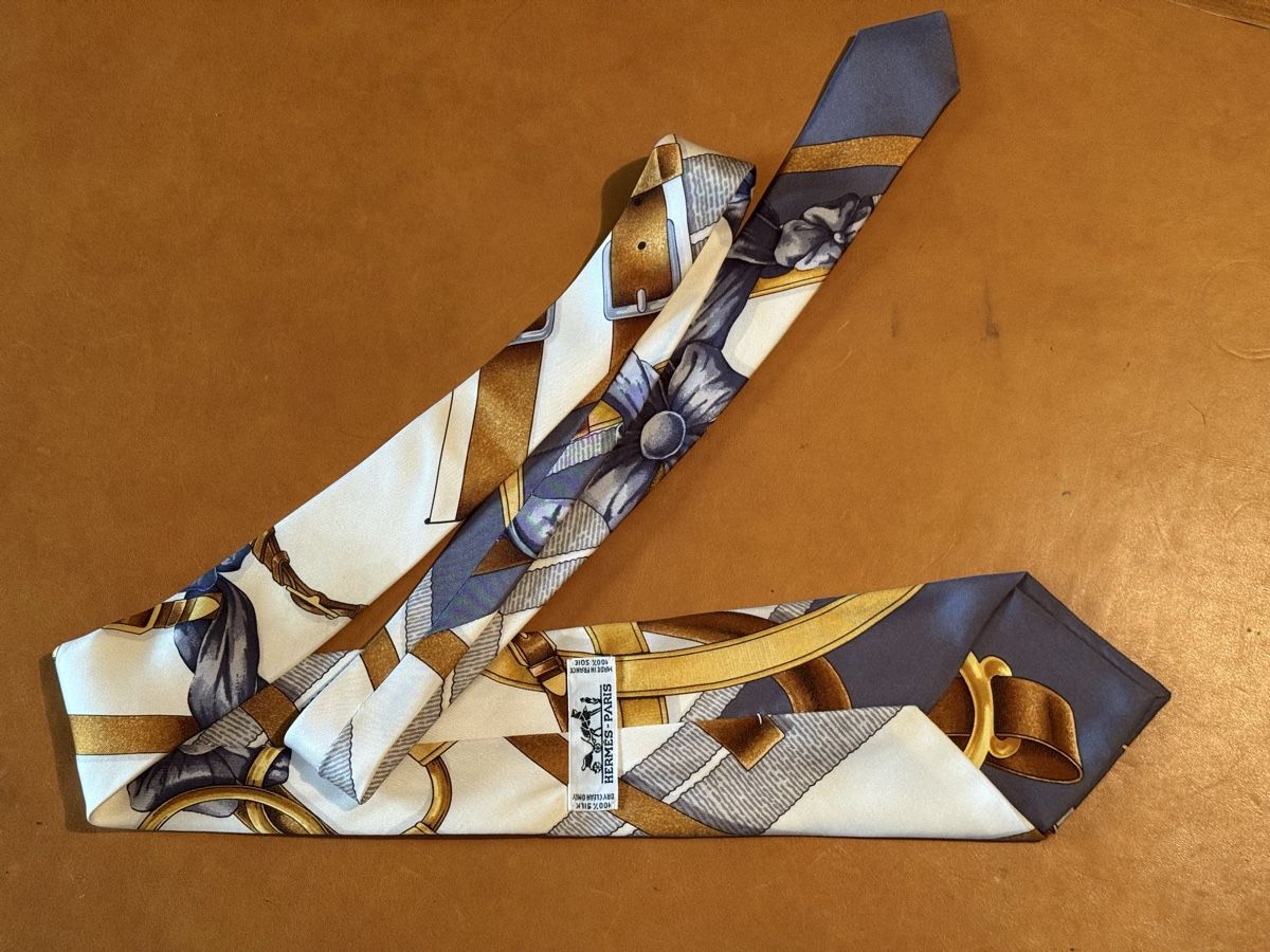 Hermès Krawatten: Cravate Hermes vintage  – Gebraucht aus Sierre von OCNL 2