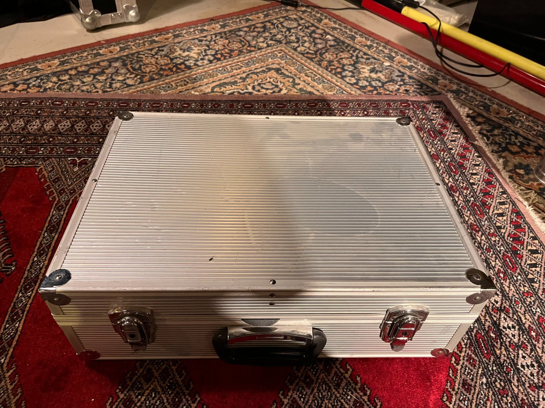 Valigie: Hard Case 46x32x15 – Usato da Bern venduto da PJB