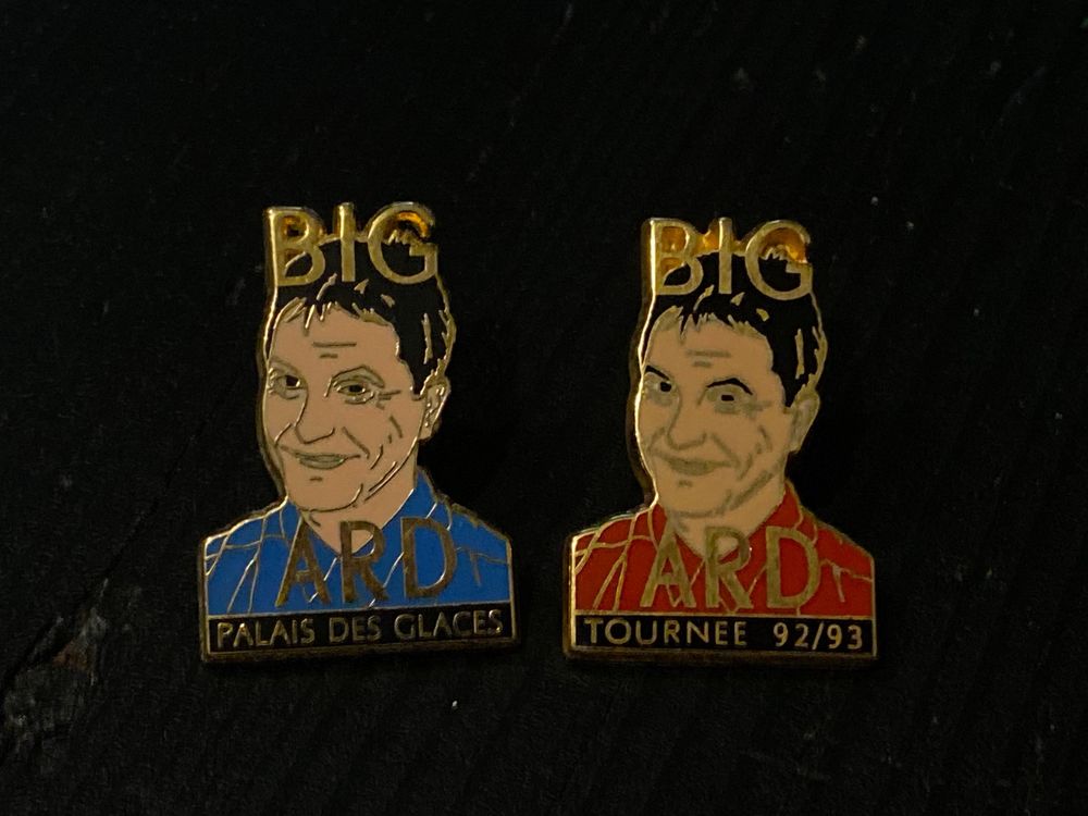 B10 PIN'S Croix Rouge DON DU SANG ARTHUS BERTRAND NEUF SOUS BLISTER Red