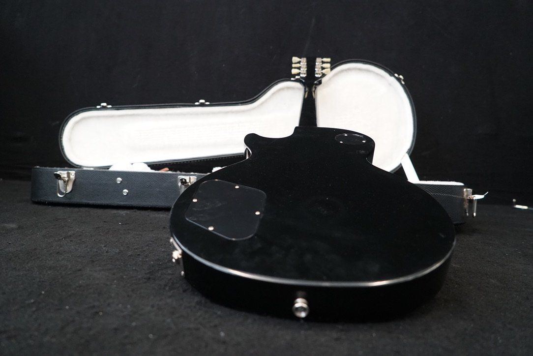 Gibson Strumenti musicali: Gibson Les Paul Studio Ebony 2008 Electric Guitar – Usato da Ortschwaben venduto da Musictrade 7
