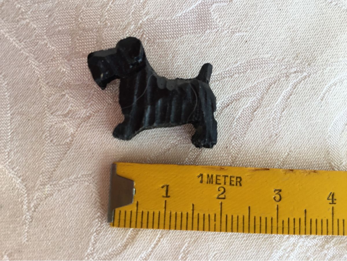 Spielzeuge: Antiker schwarzer Mini Schnauzer Hund  – Gebraucht aus St. Gallen von chamilla 1