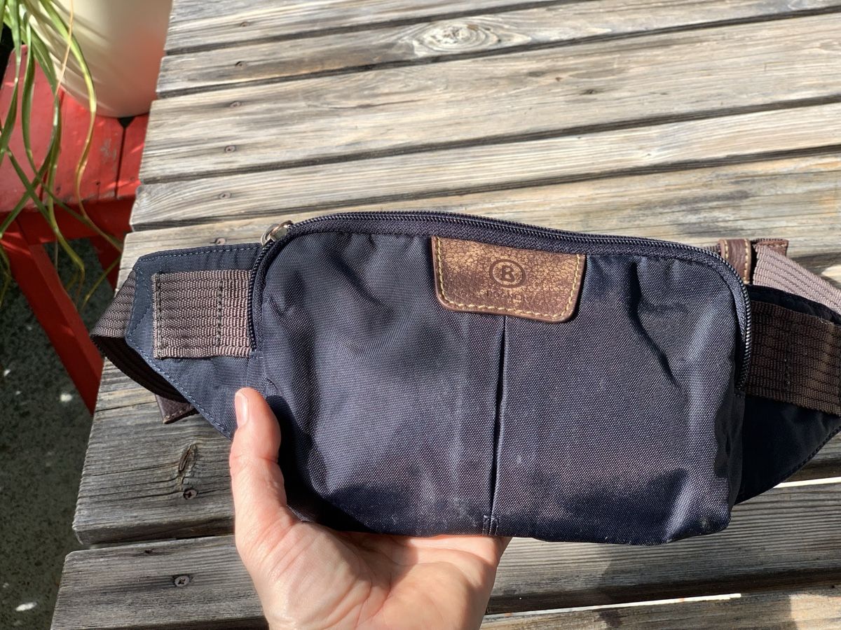 Bogner Borse: Bogner Gürteltasche, neuwertig – Nuovo (secondo la descrizione) da Uster venduto da Flummi 1