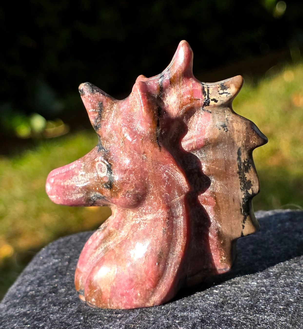 Mineralien & Heilsteine: 🦄✨ Rhodonit Einhornbüste – Neu und originalverpackt aus Matzingen von Shay_Crystalz 1