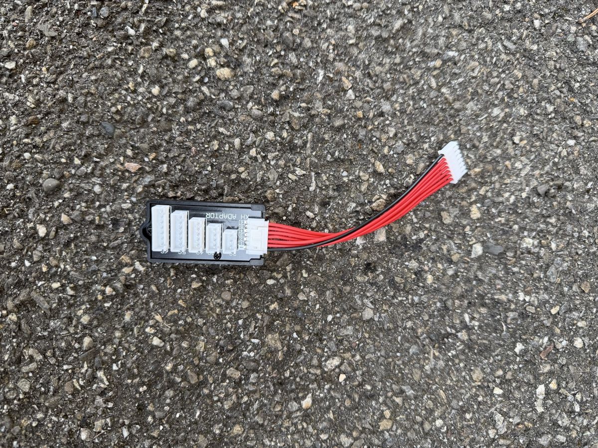 Accus, Chargeurs & Blocs d'alimentation: Adaptateur de charge – D'occasion à Reconvilier par ayt_9l5r