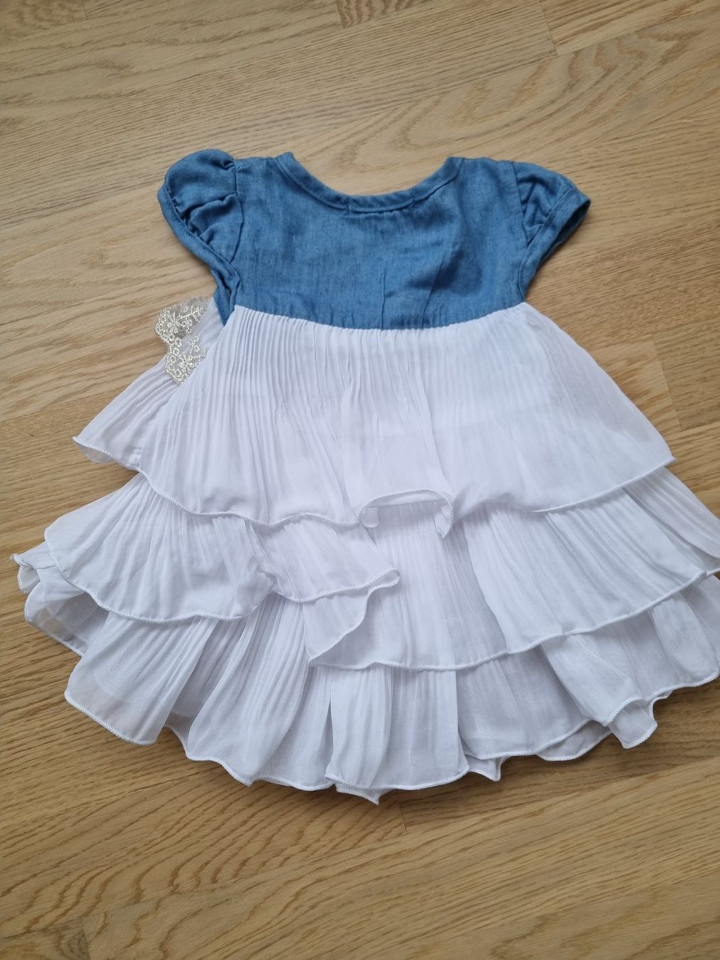 Vestiti & Gonne: Kleid 86/92 – Usato da Pfäffikon SZ venduto da Ka6ka 1