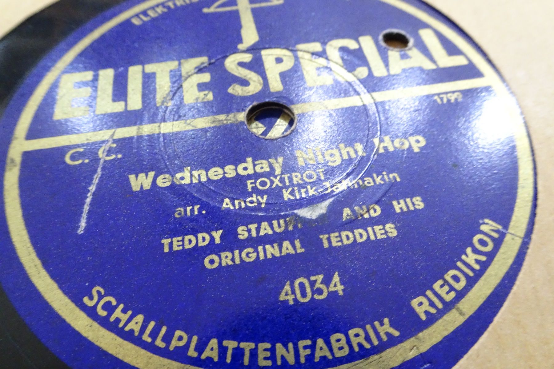 Vinyles: DISQUES 78 TOURS – D'occasion à Lausanne par Leag 3