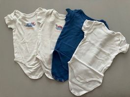 Lot 4 bodies bébé T 74