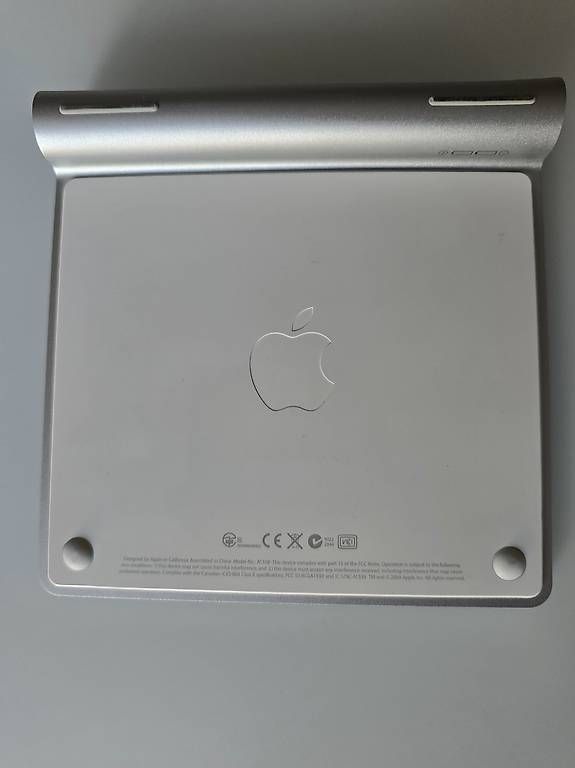 Apple Souris: Apple Magic Trackpad A1339 – D'occasion à Thun par Umd 1