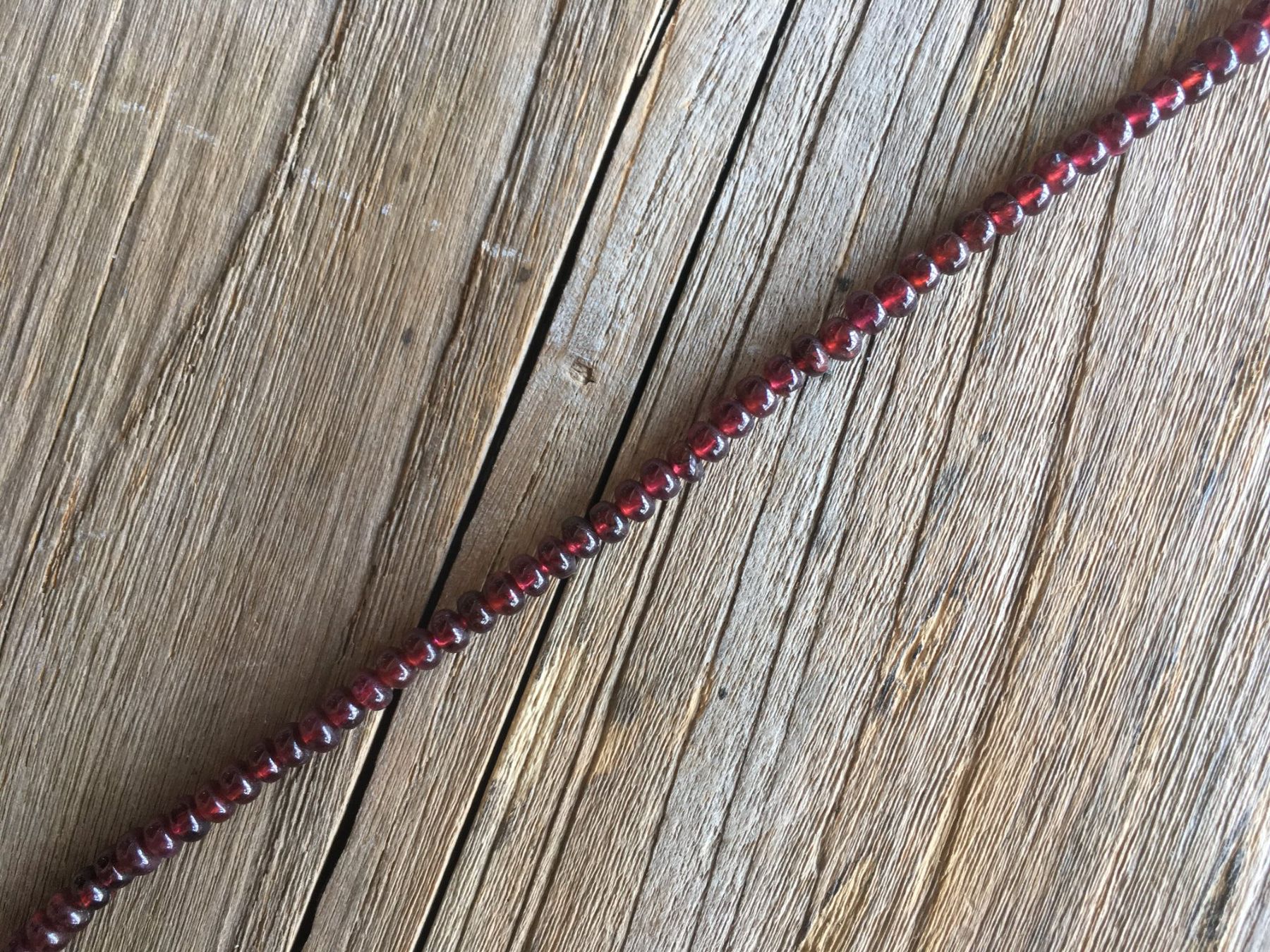 Catenine: GRANAT HALSKETTE MIT SILBERVERSCHLUSS  LÄNGE 46cm – Nuovo e nell'imballaggio originale da Aesch ZH venduto da LiquidAktion 3