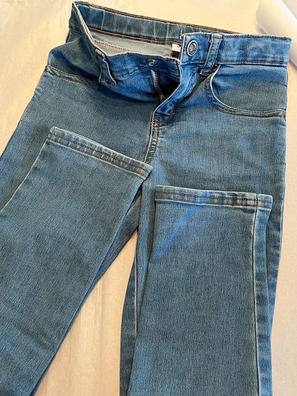 Petit Bateau Pantaloni: Petit Bateau Jeans Mädchen 8J/128cm – Usato da Zürich venduto da asocaciu 3