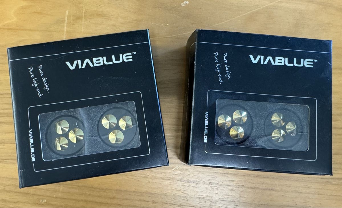 Amplificateurs: ViaBlue TRI Absorber Black – Neuf avec emballage d'origine à Ebertswil par audivero