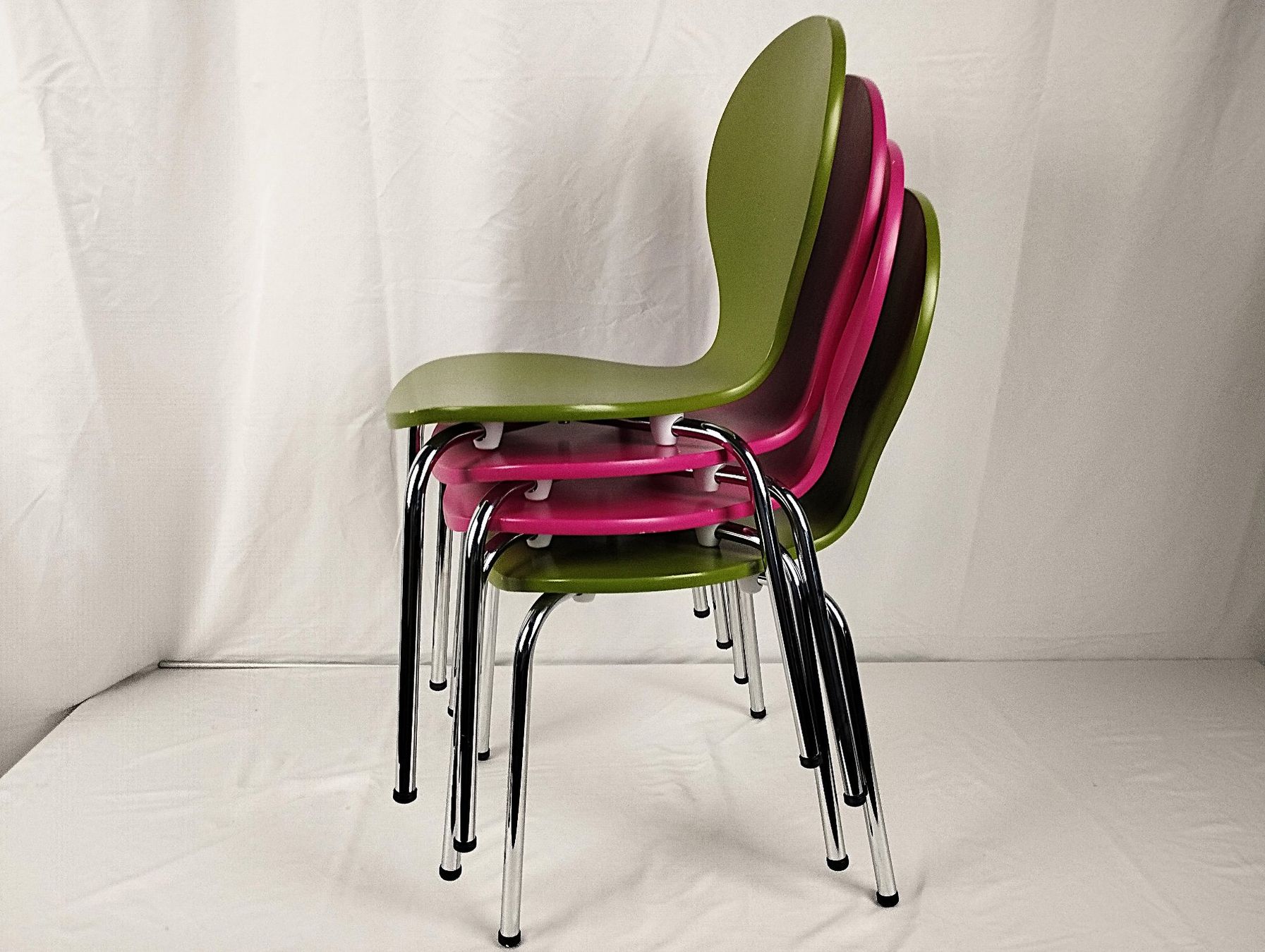 Chaises: Kinderstühle 4 Stk – D'occasion à Schübelbach par Restwert_Schubelbach 2