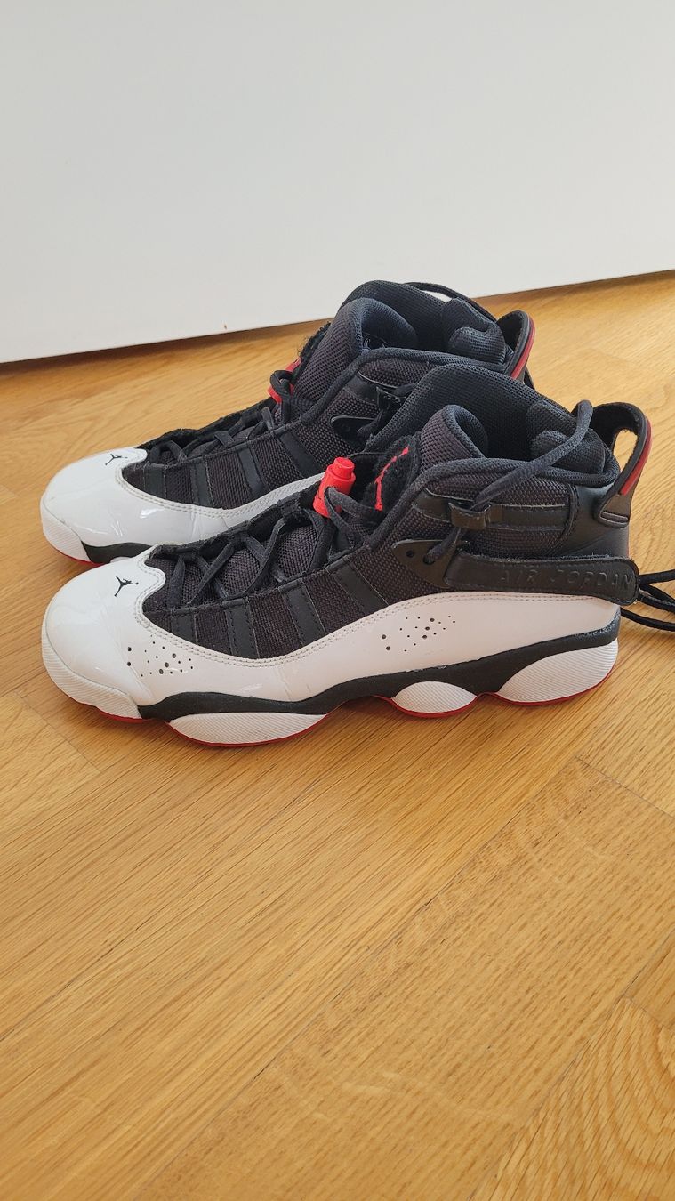 Jordan Scarpe per ragazzi: Basketball Schuhe gr.38.5 – Usato da Winkel venduto da Madziacz