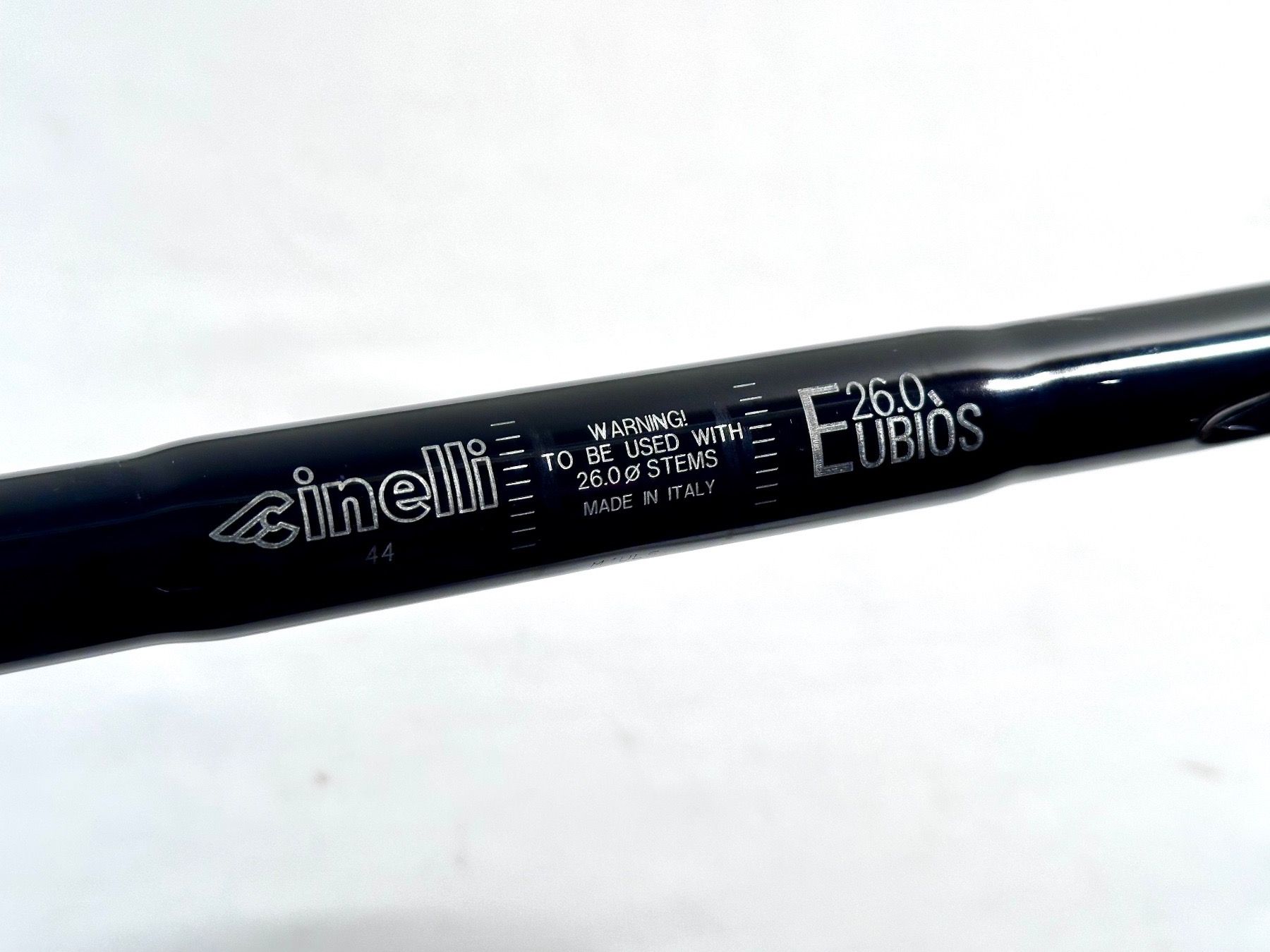 Cinelli Ersatzteile: CINELLI Eubios Rennvelo Lenker 46cm / 26.0mm / 272g – Gebraucht aus Luzern von bikeandbeltcom